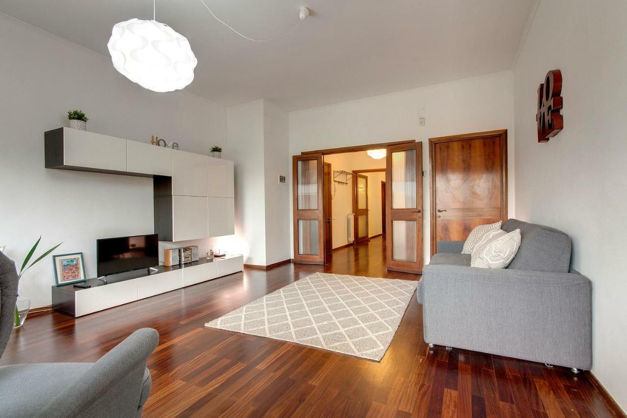 Lungarno Apartment By Mamo Firenze Bagian luar foto