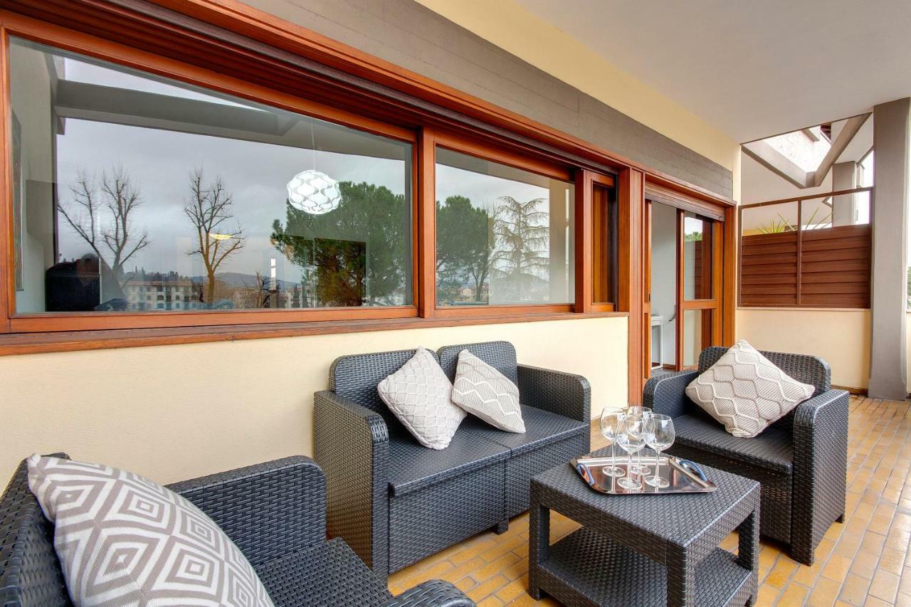 Lungarno Apartment By Mamo Firenze Bagian luar foto