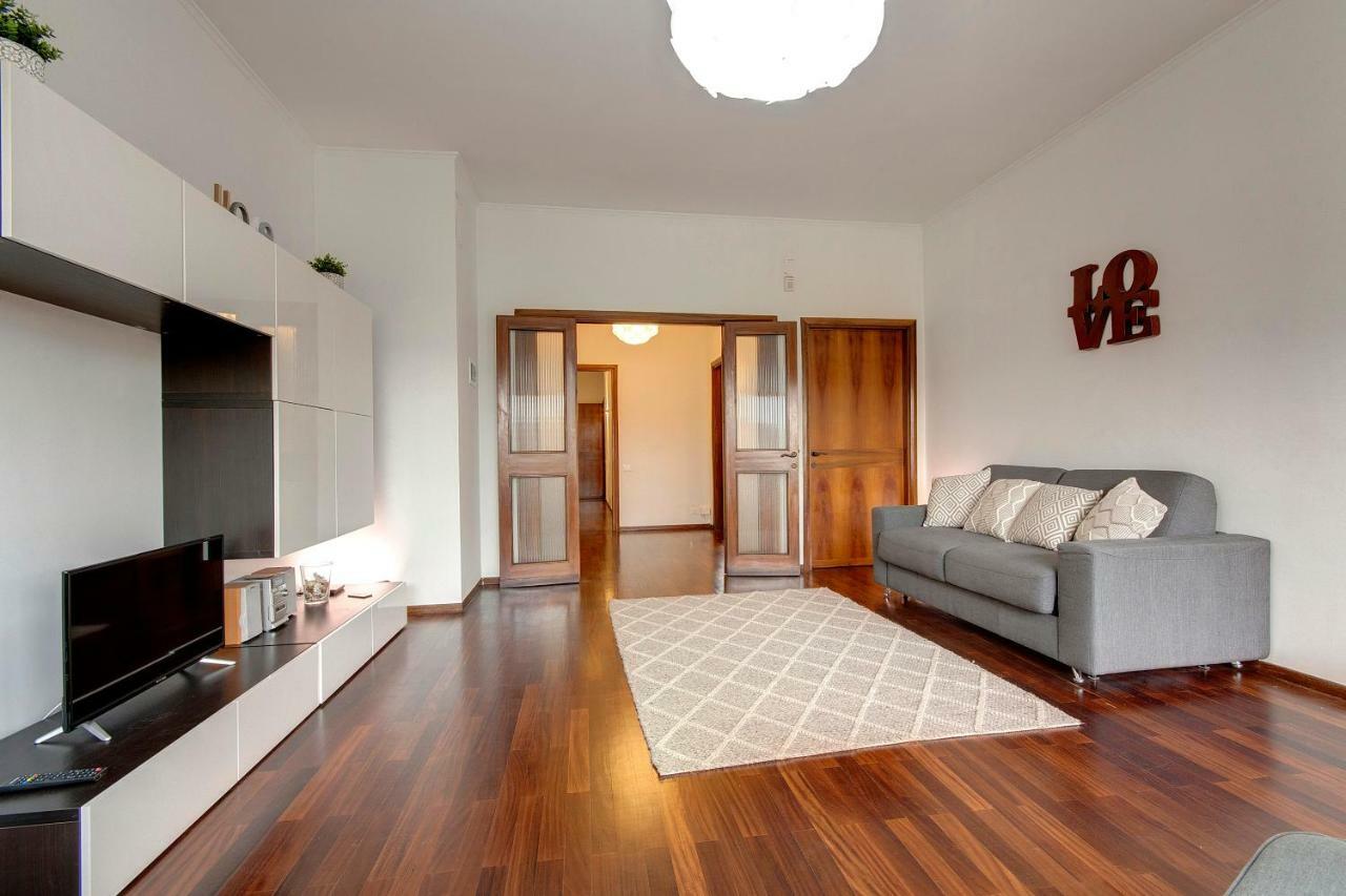 Lungarno Apartment By Mamo Firenze Bagian luar foto